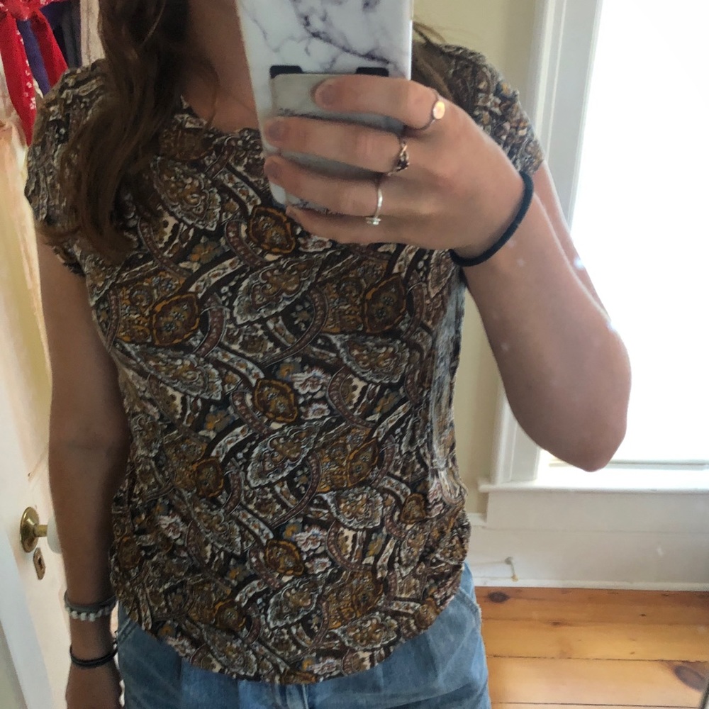 American Eagle shirt